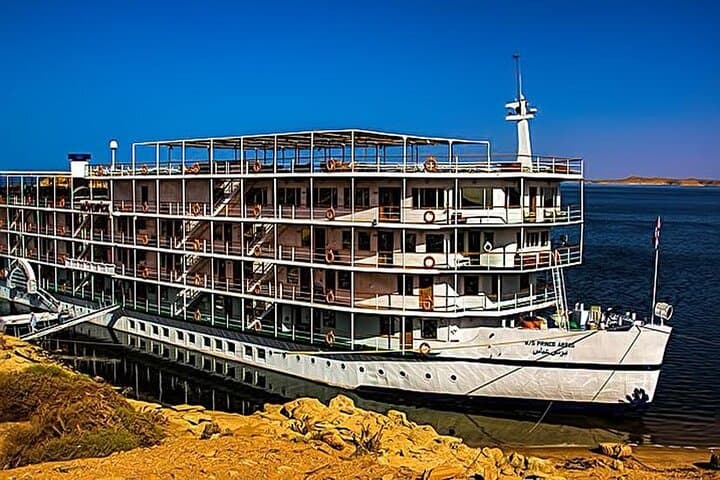 Nile Cruise: Aswan to Luxor with Abu Simbel & Luxor Hot-Air Balloon (3-Night) photo 6