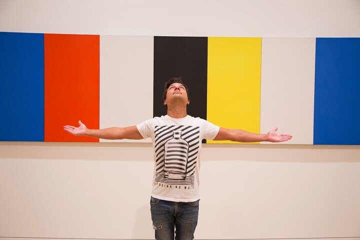 Art Institute Photo Walk: Capture Iconic Works in Chicago's Modern Wing photo 6