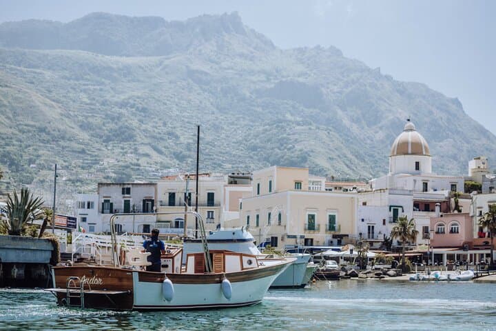 Half-Day Gozzi Cruise Around Ischia: Sorgeto, Aragonese Castle & Negombo