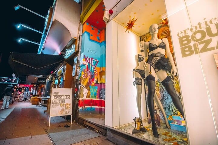 St. Pauli 1-Hour Kiez Speed Tour — Reeperbahn After Dark (Adults Only) photo 3