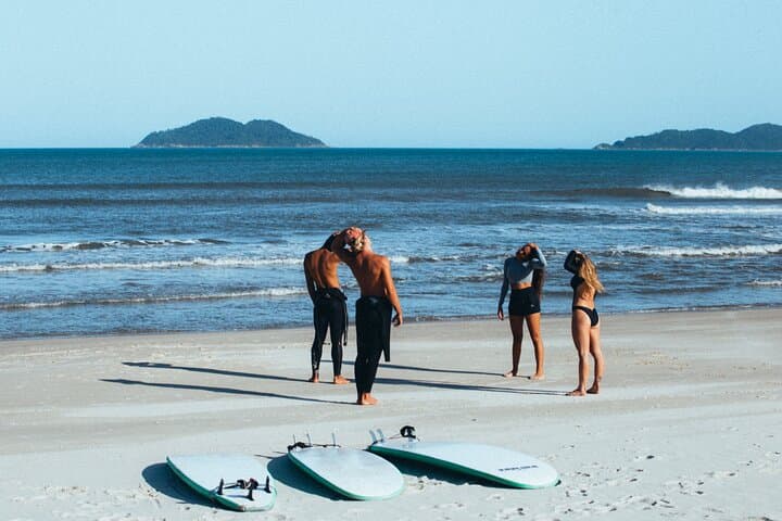 90-Min Surf Lesson in Florianópolis — Small Classes with Pro Instructors photo 3