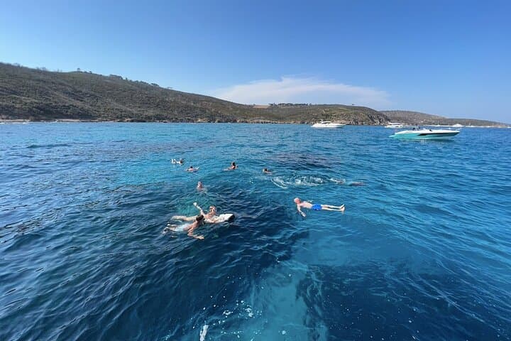 Pershing 40 Full-Day Yacht Charter in the Bay of Saint-Tropez photo 6