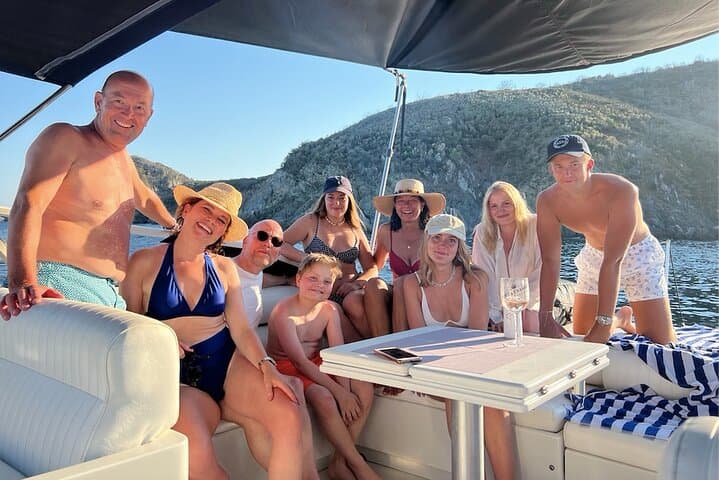 Pershing 40 Full-Day Yacht Charter in the Bay of Saint-Tropez photo 4
