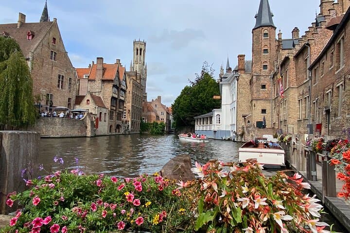 Private Bruges Day Trip by Mercedes from Paris — Full-Day Guided Tour