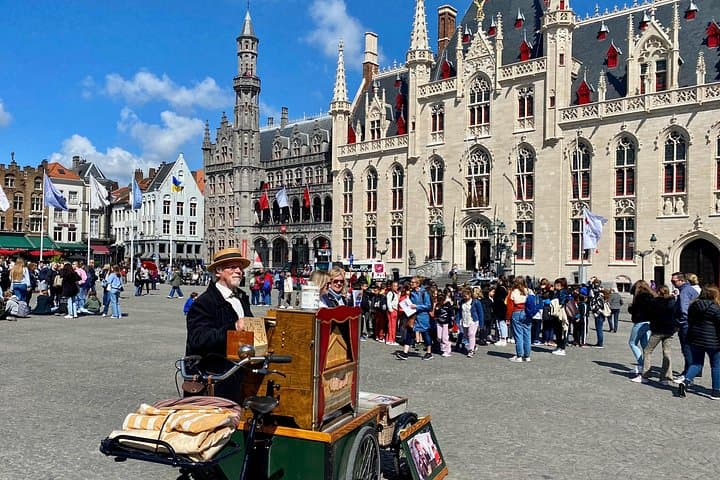 Private Bruges Day Trip by Mercedes from Paris — Full-Day Guided Tour photo 2
