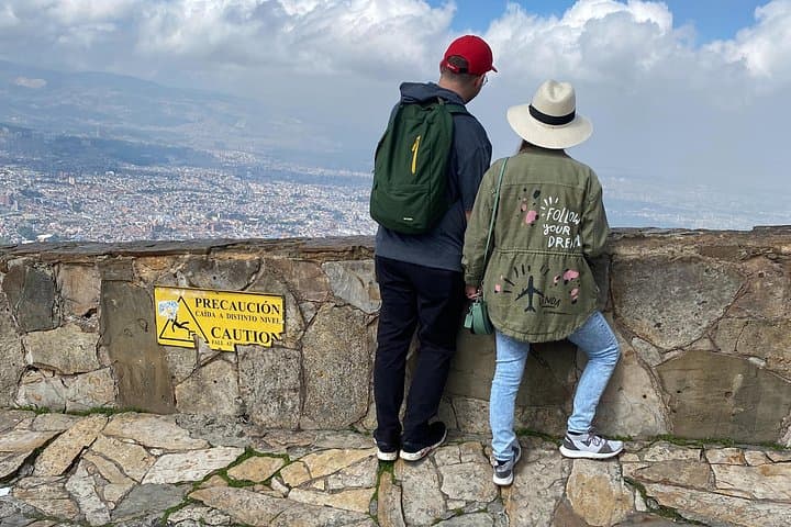 Monserrate All-Inclusive Tour: Cable Car, Sanctuary & City Views photo 2