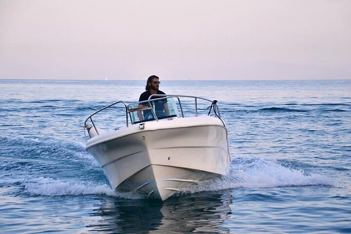 Skippered Private Boat Tour Along the Amalfi Coast: Cetara to Positano photo 2