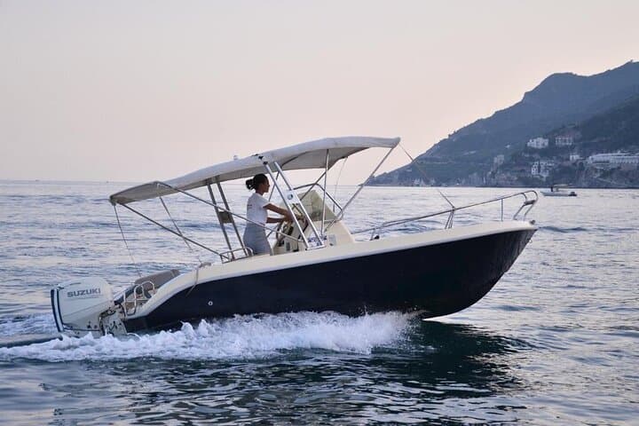 Skippered Private Boat Tour Along the Amalfi Coast: Cetara to Positano photo 3