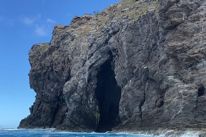 Motu Nui Snorkel & Boat Tour — Tangata Manu History and Coral Encounters on Rapa Nui photo 6