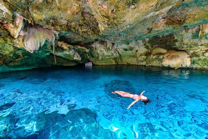 Cenote Cristalino: 1-Hour Underwater Photo Session in the Mayan Riviera photo 4