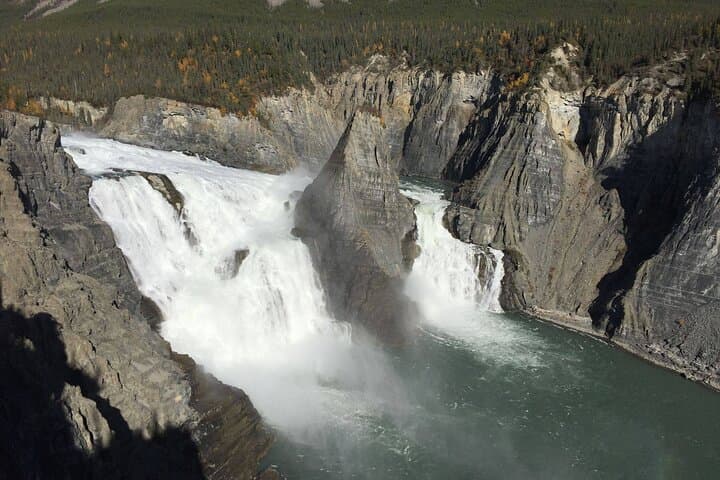 Nahanni Full-Day Adventure: Virginia Falls, Glacier Lake & Rabbit Kettle