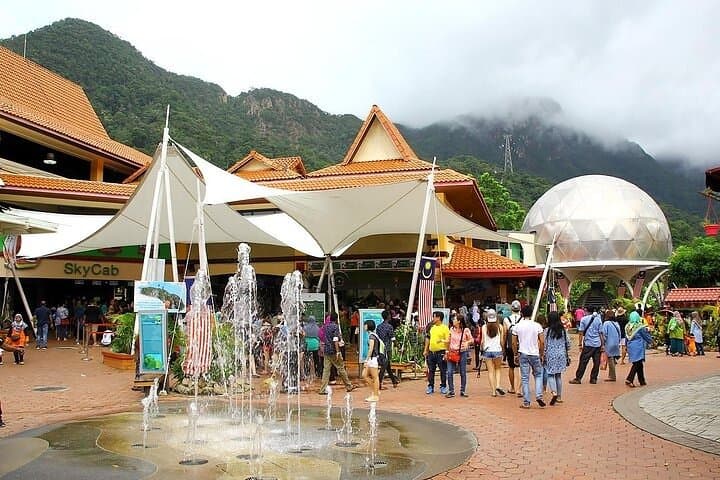 Langkawi Private Full-Day Cable Car Tour: Panoramas, Beaches & Batik photo 3