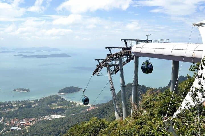 Langkawi Private Full-Day Cable Car Tour: Panoramas, Beaches & Batik photo 6