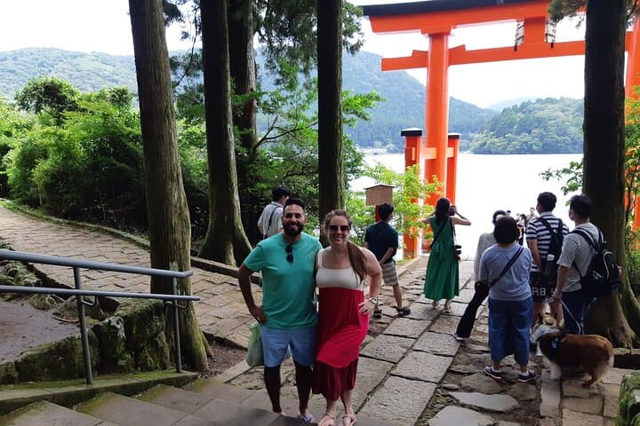 Hakone Full-Day Private Tour — Owakudani, Lake Ashinoko & Art Museums photo 3