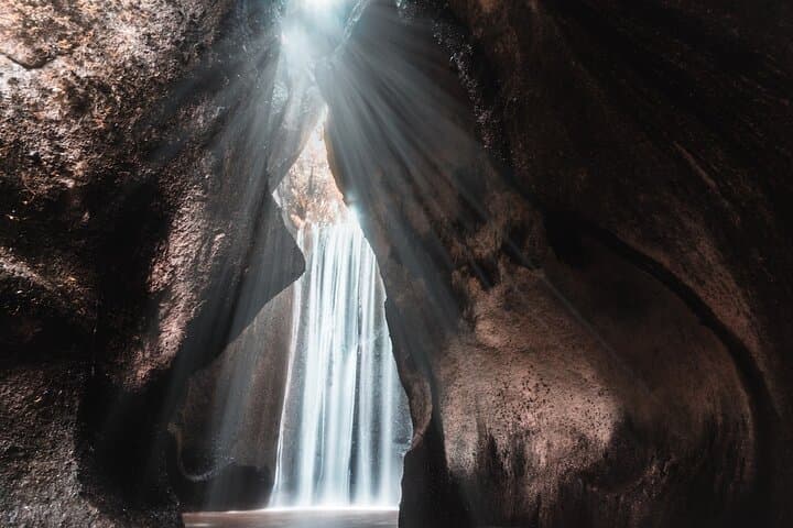 Chasing Bali's Hidden Gem Waterfalls: Tukad Cepung, Tibumana & Kanto Lampo photo 6