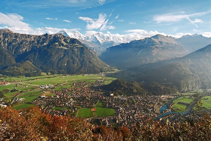 Interlaken Day Trip from Lausanne: Bus Tour to the Jungfrau Region photo 5