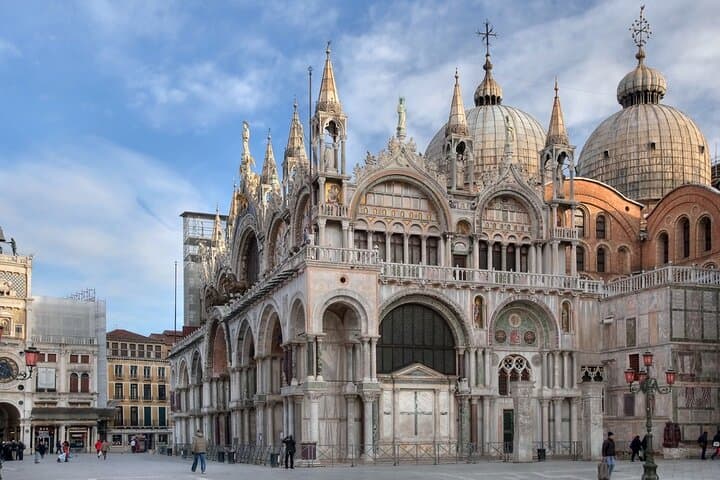 Venice Highlights: Doge's Palace, St. Mark's Basilica & Gondola Ride photo 4