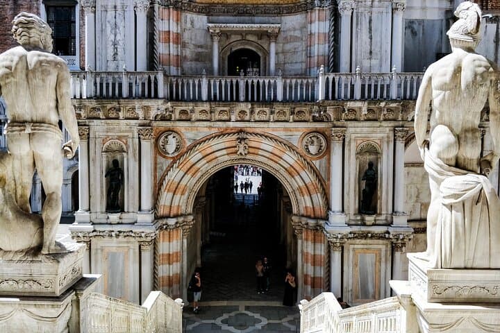 Venice Highlights: Doge's Palace, St. Mark's Basilica & Gondola Ride photo 3