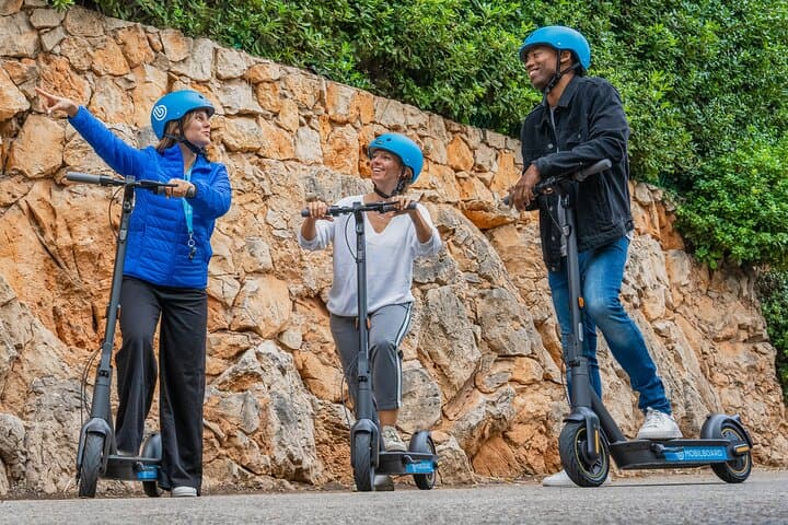 Explore Nice by Electric Scooter: Promenade to Castle Hill in 1 Hour