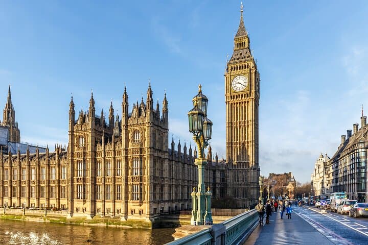WWII London Walking Tour & Churchill War Rooms Ticket — Westminster History Experience photo 5