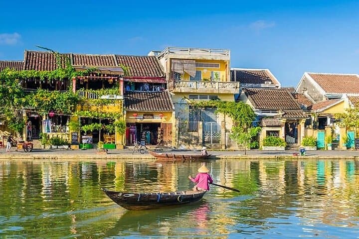 Da Nang to Marble Mountains & Hoi An Lantern Night: Evening Cultural and Coastal Tour photo 2