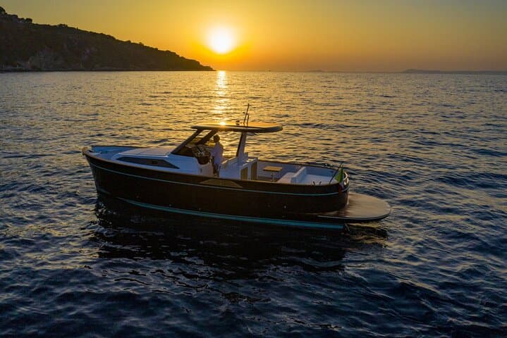 Private Capri and Amalfi Coast Day Cruise Aboard a Gozzo Apreamare 35ft photo 3