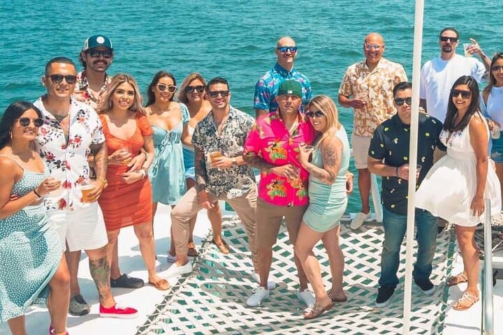 San Diego Harbor Catamaran Cruise — Largest Catamaran Sightseeing & Cocktail Experience photo 2