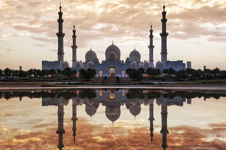Abu Dhabi Grand Mosque Private Tour from Dubai — 5-Hour Sheikh Zayed Experience