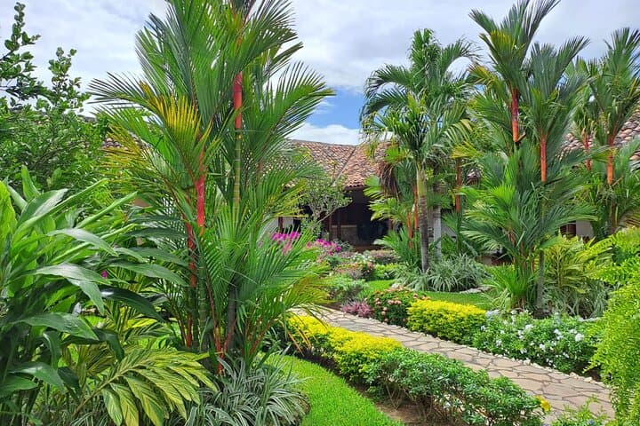 Exploring Granada and Masaya Volcano: A Day of Culture, Nature, and Adventure in Nicaragua photo 5