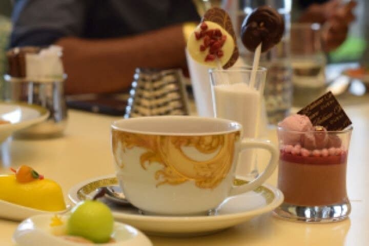 Palazzo Versace Dubai Breakfast & Pool Access — Luxury Morning at Giardino photo 2