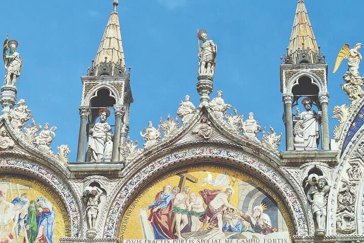 Venice Highlights: Doge's Palace, St. Mark's Basilica & 30-Minute Gondola Ride photo 2