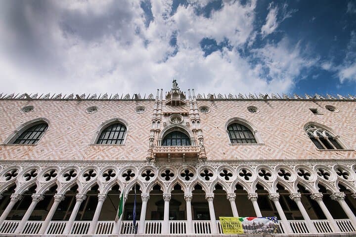 Venice Highlights: Doge's Palace, St. Mark's Basilica & 30-Minute Gondola Ride photo 4
