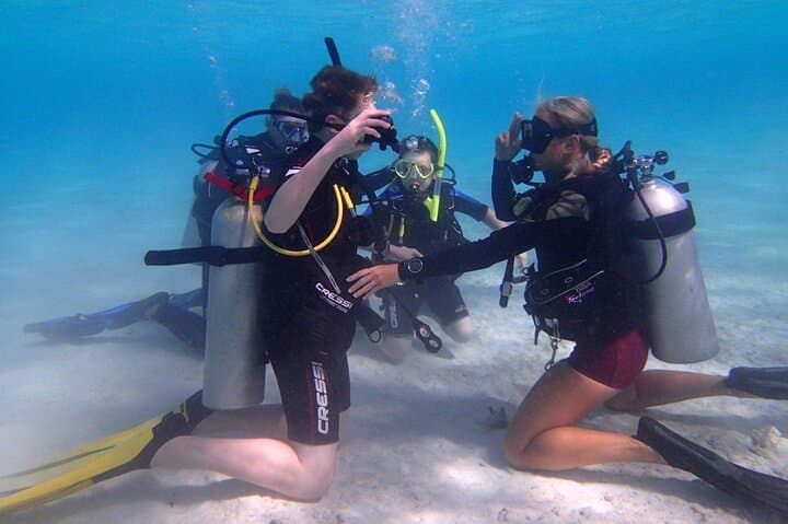 Private First-Time Scuba Dive on Aruba Reef and Antilla Wreck