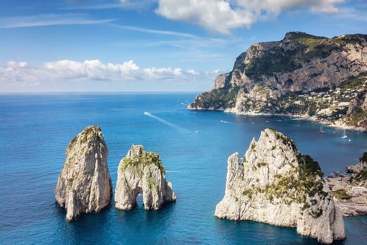 Private Capri Full-Day Boat Tour from Sorrento: Swim, Snorkel & Explore Capri photo 5