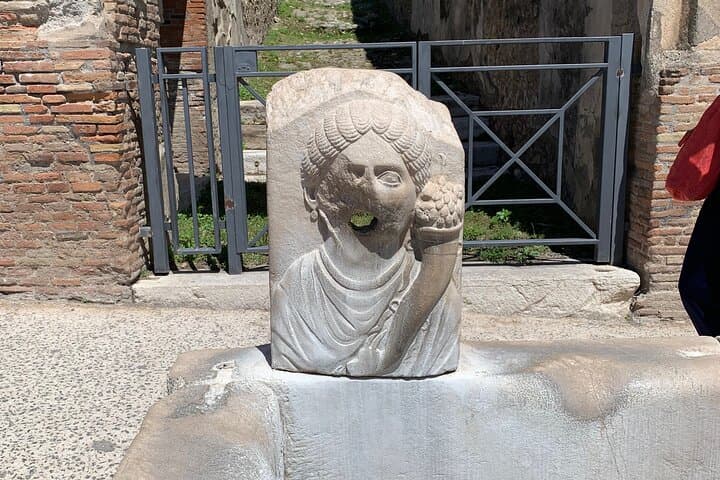 Pompeii: 2½-Hour Guided Tour of the Ancient City photo 4