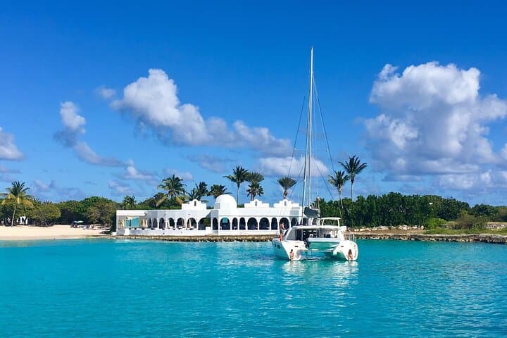 Sail to Rendezvous Bay: Mambo Catamaran Day Cruise from St. Maarten to Anguilla photo 3