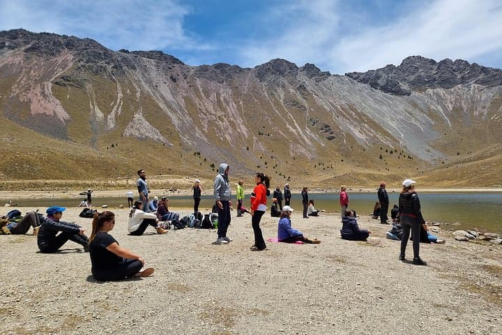 Hike the Nevado de Toluca Crater: Full-Day Lagunas del Sol y la Luna Experience