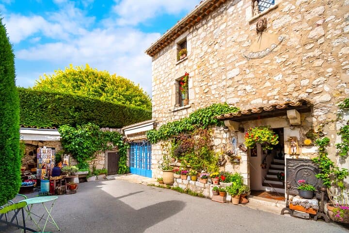 Half-Day Taste of Provence: Saint-Paul-de-Vence, Gourdon & Grasse photo 1