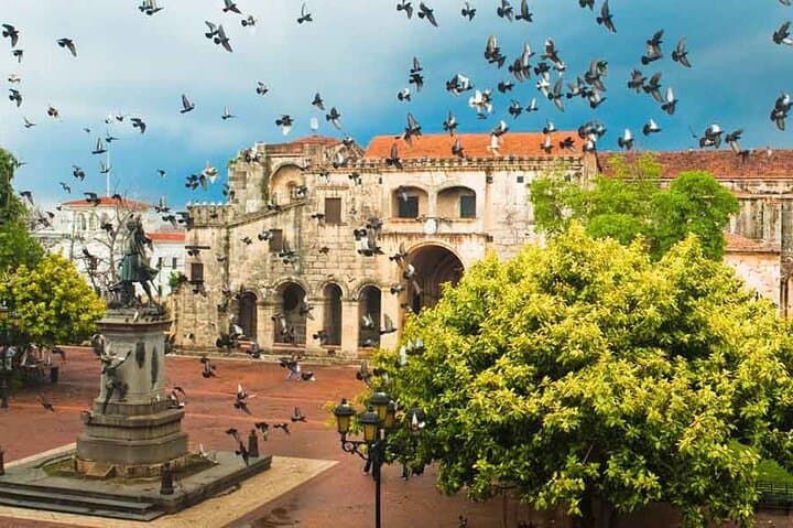 Santo Domingo Day Trip from Punta Cana: Colonial Zone, Tres Ojos & Columbus Lighthouse photo 2