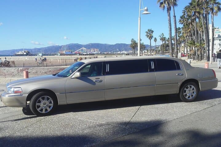 LA in a Limo: Private 6-Hour City & Shopping Tour from Hollywood to Malibu photo 4