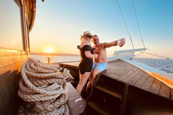 Lindos Sunset Cruise with Unlimited Aperol Spritz — 90-Min Bay Cruise from Vlycha