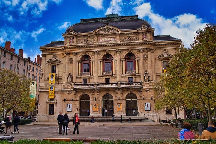Private Transfer Montpellier to Lyon with 2‑Hour Saint‑Étienne Museum Stop