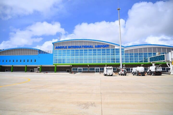 Smooth Arrival: Argyle International Airport Transfer to Kingstown Hotels photo 3