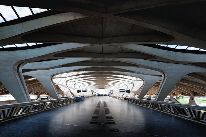 Private Transfer Monaco to Lyon with 2‑Hour Nice Stop — Promenade des Anglais Walk & Local Flavors photo 5