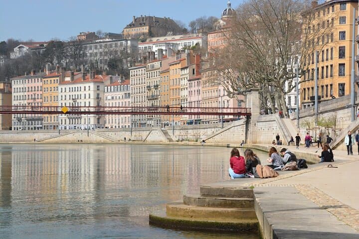 Private Transfer Monaco to Lyon with 2‑Hour Nice Stop — Promenade des Anglais Walk & Local Flavors photo 2