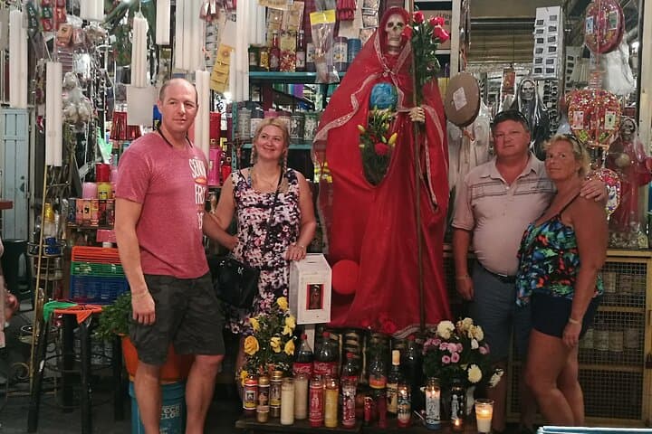 Time Travel Acapulco: Historical Market, Murals & La Quebrada Divers photo 2