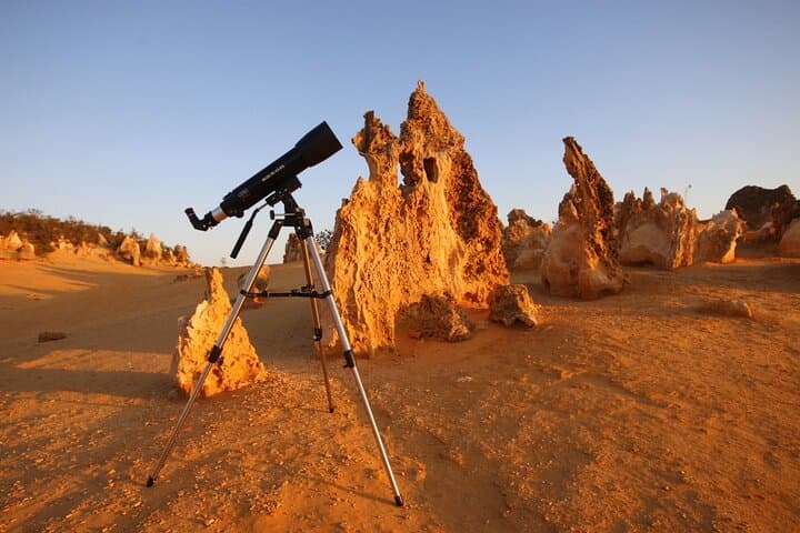 Pinnacles Sunset Stargazing Dinner — Small-Group Tour from Perth