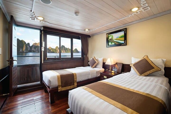 Halong Bay Overnight Cruise: Kayak, Cave, Swim & Sunset on Tuan Chau photo 4