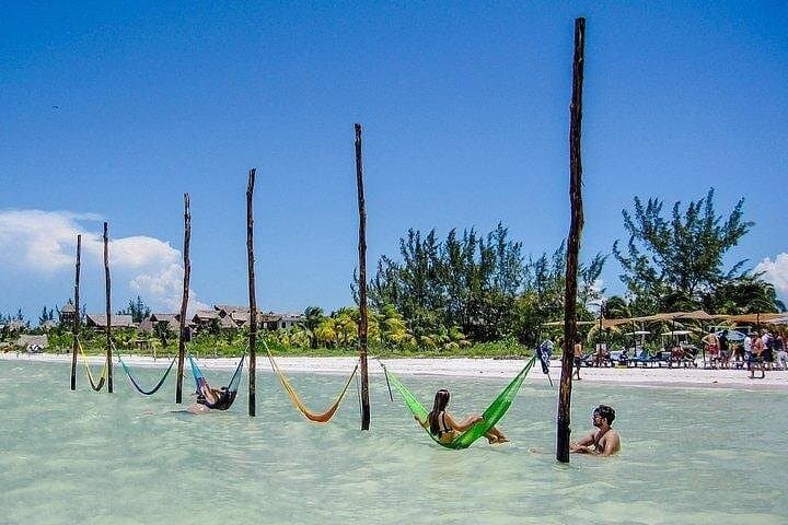 Day Trip to Isla Holbox from Playa del Carmen — Yalahau Cenote, Isla Pasion & Punta Mosquito photo 3