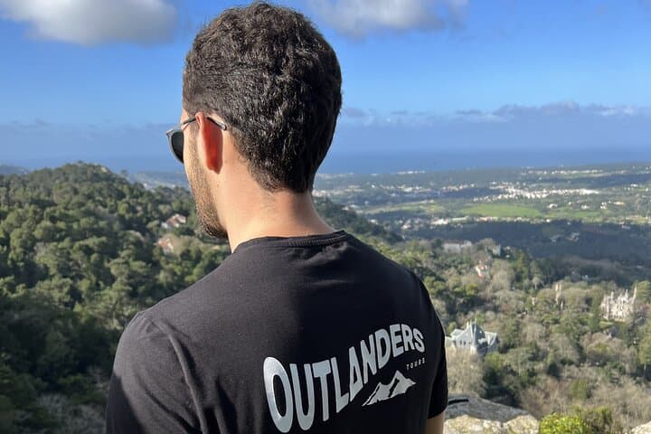 Sintra 2-Hour Guided Walk — Serra Views, Palaces & Quinta da Regaleira photo 4